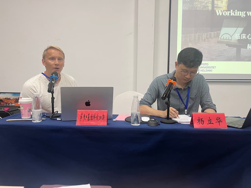 Lecturing with translator